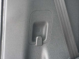【フック】買い物袋やゴミ袋をひっかけるのに便利です。U-Select交野までお越しください。までお越しください。