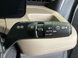 操作しやすいウインカーレバーは、スムーズな車線変更をサポートし、安全な走行を支援します。
