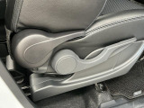 【運転席シートリフター】運転席の座面の高さを調整!視界の良い位置に高さを調整することで、運転の安全性が向上します☆