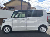 このお車はホンダ純正光脱臭・抗菌加工を納車前に致します。光触媒消臭は光触媒と銀イオンにより消臭とウイルス除菌や抗菌効果のダブル効果で車内を快適に保ちます。