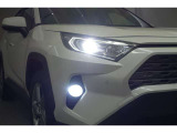 話題のLEDヘッドランプが採用されております! 省電力で長寿命、しかもとても明るく熱くなりにくい性質を持ったライトになります。虫も寄ってきにくい性質も持っております。