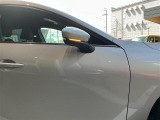 ドアミラーウィンカーが他車に自車の動きをお知らせします