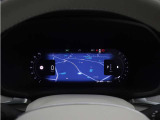 Google アシスタントを呼べば、友人や家族、会社の同僚への連絡や、車内環境の調整も思いのまま。ルート案内やエンターテイメント機能を利用する際も、ステアリングから手を離す必要はありません。