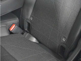 ◆ISOFIX◆シートベルトいらずでチャイルドシートと固定金具を連結するだけでガッチリ固定できます。