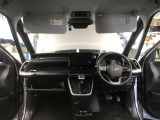 トヨタの高品質Car洗浄ブランドまるまるクリン済み!フロントシートを取り外して徹底クリーニング!