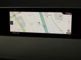 マツダコネクトの8.8インチワイドセンターディスプレイです。『Android Auto』『Apple CarPlay』や独自のコネクテッドサービスに対応したインターフェイスシステムです。