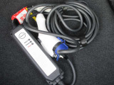 充電用ケーブル