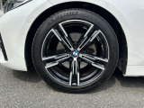 国道1号線に沿い横浜市営地下鉄「三ッ沢上町駅」から徒歩約10分。 BMW Premium Selection 横浜三ッ沢店 / 〒240-0062神奈川県横浜市保土ヶ谷区岡沢町322-3
