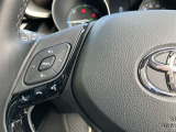 ステアリングスイッチ付き。前方から目を離すことなく操作することが可能です☆