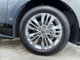 純正アルミホイール 225/60R18