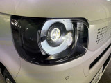 LEDヘッドライト、ウィンカーは遠くからの視認性も良くが暗い夜道をしっかりと照らしてくれます。