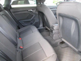 ドアを開けると上質で上品な室内空間が広がり細部までこだわったAudiデザイン性と、物づくりのこだわりを感じて頂けます。