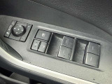●仕入れ段階で徹底したチェックを行い、厳しい審査にパスした車だけを展示・販売しています。弊社ではこれをプロチェックと呼び、数十の独自チェック項目に基づき、車の状態を調べ上げています。
