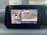 上からまる見え!アラウンドビューモニターの画像です。純正ナビに映してあります。お車を真上から見たような映像をミラーやナビ画面に映し出す事によって、車両の周囲を確認し、駐車時や発進時の運転をサポート。