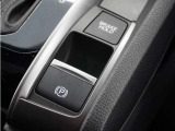 ◆オートブレーキホールド機能付き電子パーキングブレーキ◆ブレーキペダルを足から離しても停車状態を保ちます。アクセルを踏めば自動でブレーキが解除され、発進可能!