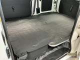 【シートアレンジ】簡単な操作でラゲージスペースを拡大!沢山の荷物を積み込めます!
