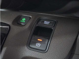 ◆オートブレーキホールド機能付き電子パーキングブレーキ◆ブレーキペダルを足から離しても停車状態を保ちます。アクセルを踏めば自動でブレーキが解除され、発進可能!