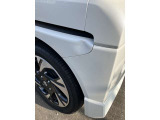 目立つ凹み有ります。是非現車確認お願いいたします。