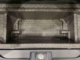 ラゲージの底には、大容量の収納ができる深底ラゲージアンダーボックス。小物のキャンプ道具の収納に大活躍!