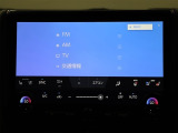ディスプレイオーディオを装備。スマホとクルマをつなぐことで、これまでのナビに加えて、色々なサービスが楽しめます。