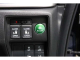 ECONボタンで低燃費モードに☆☆☆ECONスイッチを上手に使ってエコドライブ♪♪環境にもお財布にも優しい装備です☆☆☆
