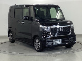 ご覧のように綺麗にクリーニングされており、とてもキレイなボディですよ。外装はもちろん内装も綺麗です。