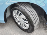 185/65R15タイヤはブリジストン製の新品タイヤに4本共交換済みです!