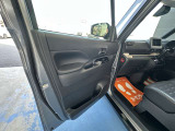 運転しながら操作しやすいように各種ボタンが設置されています♪ストレスのない快適なドライブに必須です!