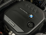 軽量コンパクトな直列4気筒BMWツインパワーターボディーゼルエンジンは地球に優しくパワフルです。
