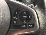 アダプティブクルーズコントロールは、高速道路などで設定した車速内で自動的に加減速の支援を行い、前走車との車間距離を維持しながら追従走行を支援する装置です。