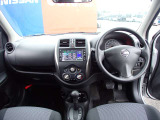 周りが見やすく運転しやすいお車です♪