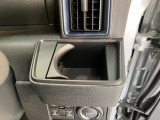 品質へのこだわり!専門のカークリーニング業者さんに依頼をして徹底的に内装・外装をキレイにしてもらっております。外装は磨きもしてもらっていますのでピカピカですね☆