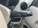スムーズな操作で、安全な車線変更をサポート。視認性の高いデザインで、周囲の車に自分の存在を知らせます。