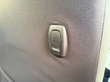 ご納車の前に弊社提携の認証工場、指定工場にて法定点検を実施いたします♪ご納車まで代車の無料のお貸し出しもございます♪