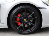 F:245/35ZR20 R:305/30ZR21