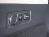 100V電源です。