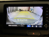 リアカメラ付で、後方をナビ画面で確認。車庫入れも安心です。もちろん、バックギアと連動しています。