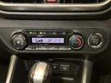 オートエアコン操作部です。
