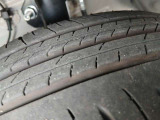 タイヤの溝はご覧の通りです
