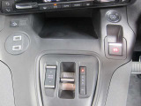 お車についてご不明な点がございましたら、お気軽にお問い合わせください。お急ぎの際は、お電話でのお問い合わせも大歓迎です。