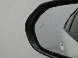 車両後方の死角から近づく車をお知らせする装備です