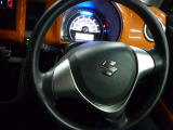 ステアリングの状態です。全車除菌クリーニング後に展示しております。是非現車ご確認下さい