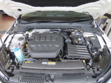 2000cc、直列4気筒DOHC16バルブICターボエンジン