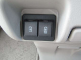 USBソケットもございますので、スマートフォンの充電も可能です!(充電コード等はお客様ご用意です)