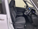 フロントシートです。シートは車両から取り外して徹底洗浄!安心してお座りいただけます!
