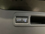 【パワーバックドア】ボタンを押すだけで自動でバックドアの開閉ができます☆