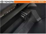 HDMI端子対応のデジタル機器をつないで、映像や音楽を車内でも再生することができます。