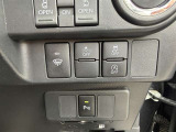 アイドリングストップ機能がついているので、停車時にエンジンを止めて燃料消費を抑えます。環境にもお財布に優しいですね♪