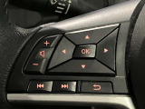 ステアリングスイッチ搭載!ハンドルひとつで手を離さなくても運転中視線をそらさなくても操作が出来て便利です♪