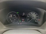 【液晶メーター】速度や各種車両情報を見やすく表示。必要な情報を確認しやすく、快適なドライブをサポートします。
